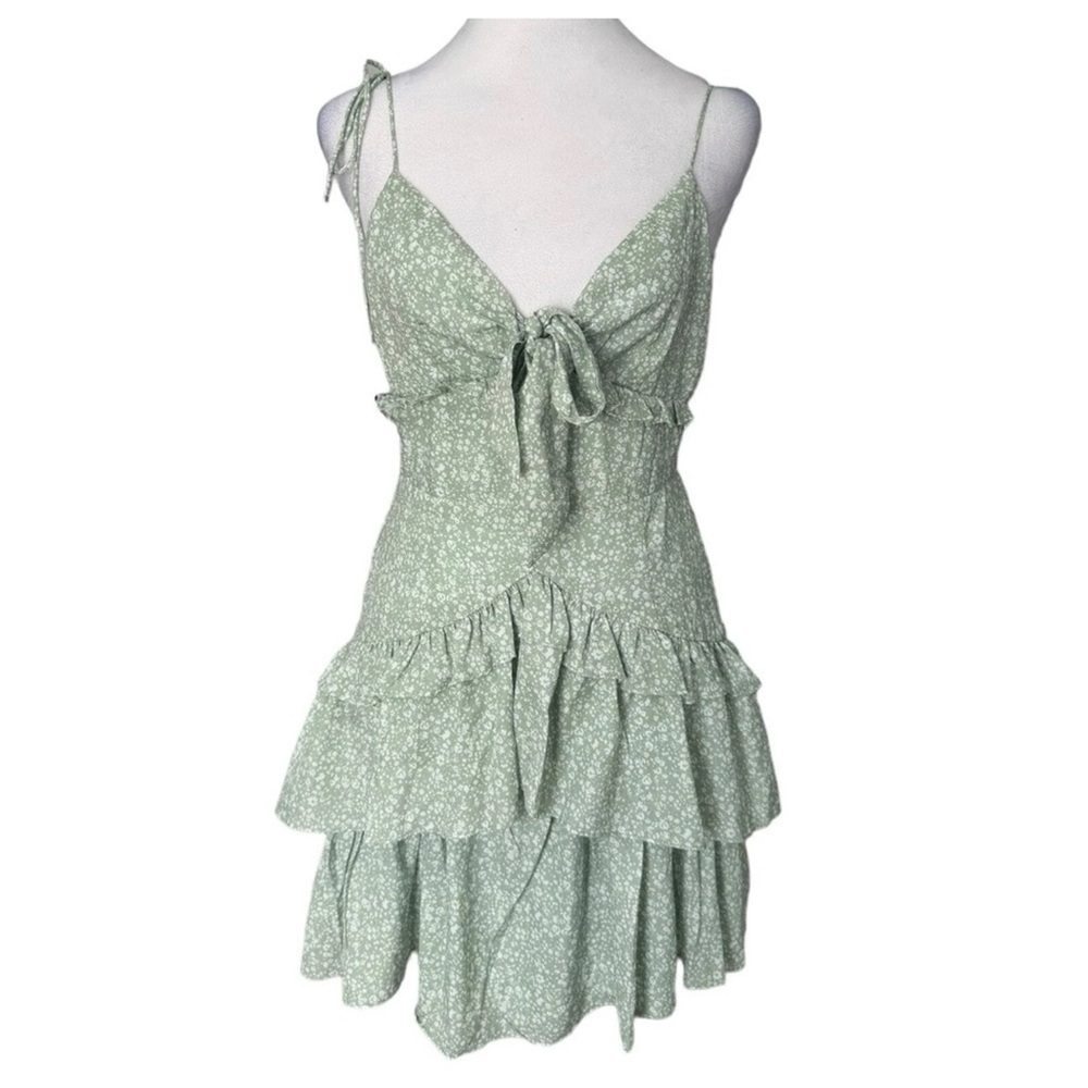 Storia Sage Green Floral Dress